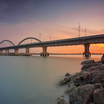 Dompak Bridge Tanjung Pinang