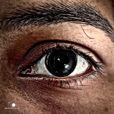 I see myself in your eyes.