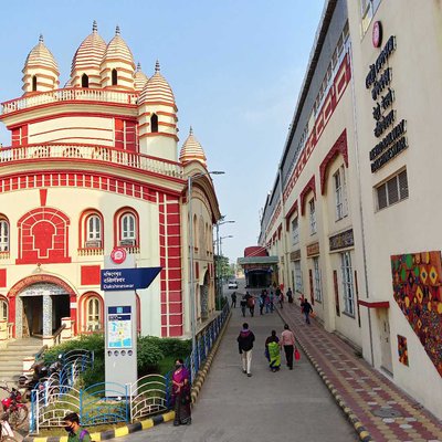 Dakshineswar Station 