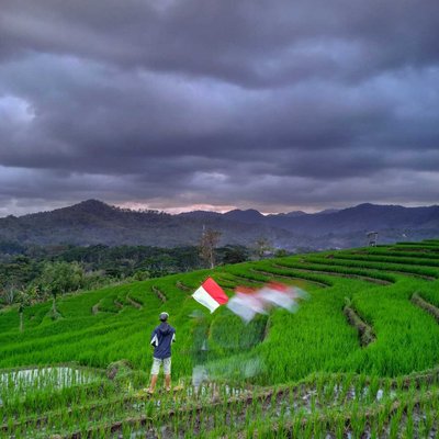 Merah Putih teruslah Berkibar 