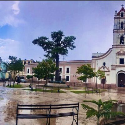 aquí en otra plaza 