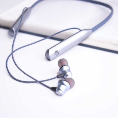 Nu-Republic Pulse Wireless Neckband 
