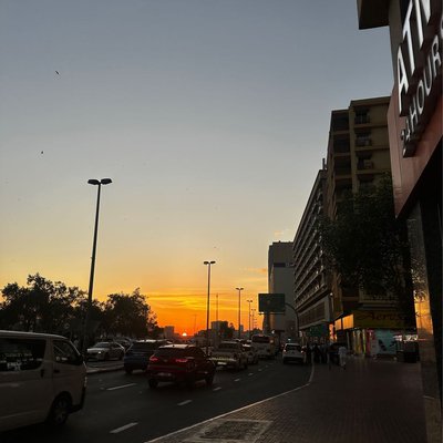 A chaotic sunset!