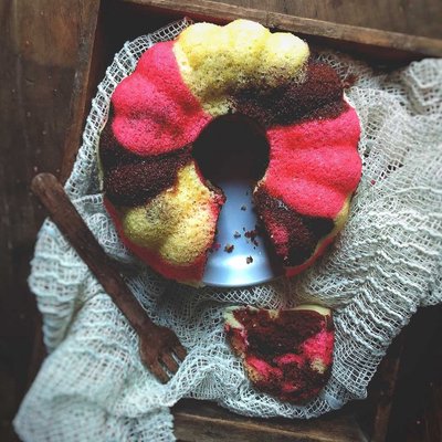 Neapolitan Cake