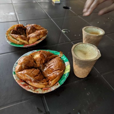 Tea and butter bread 😋