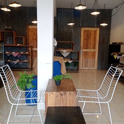 Outlet Kampoeng Roti