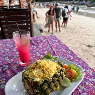 Pineapple fried rice in Railay bay 📍