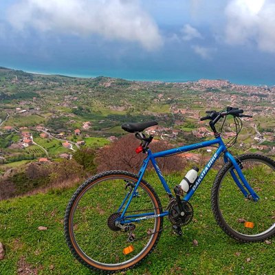 Valió la pena la subida 🚵🤌🏽🇮🇹⛪