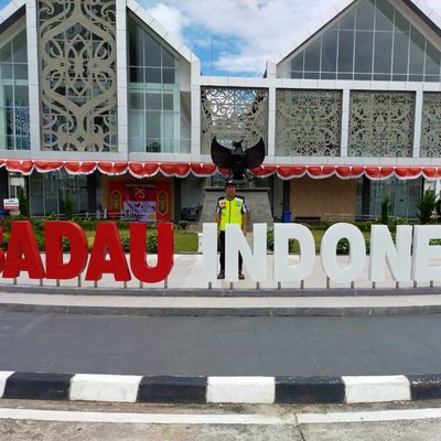 Pos Lintas Batas Negara BADAU KALBAR