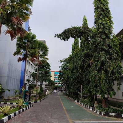 teduh namun panas