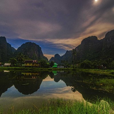 kampung karst rammang rammang.