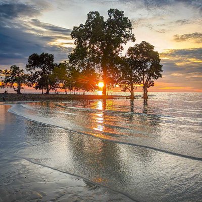 Pantai Kulolu 