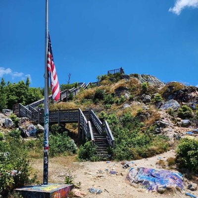 Bell Mountain