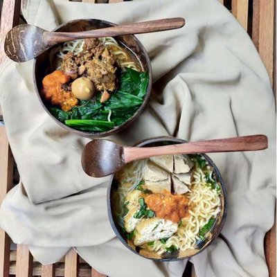 Mie Ayam VS Bakso