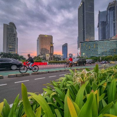 PEDESTRIAN BUNDERAN HI,  JALAN MH THAMRIN JAKARTA PUSAT