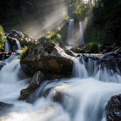 Grenjengan Kembar Waterfalls