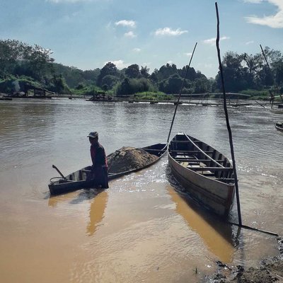Buruh perahu pasir