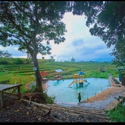 Sumber Nah