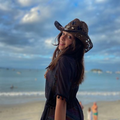 el paisaje es más lindo si esta ella🥰❤️