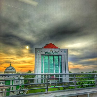 gedung kejaksaan tinggi palembang