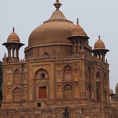 khusro Bagh 
