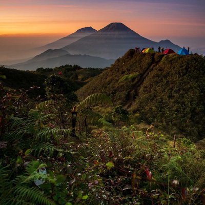 Sunrise Momen dari Gunung Prau