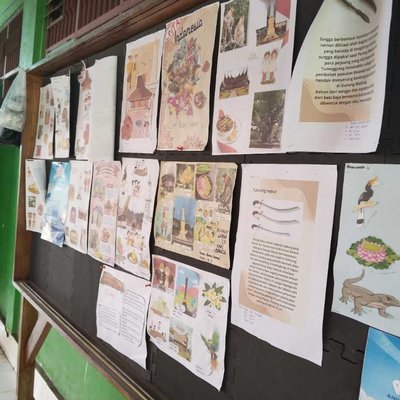 mading sekolah