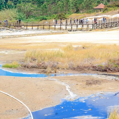 Pesona Kawah Sikidang 