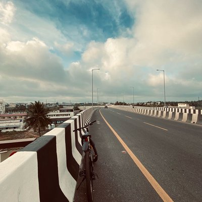 Morning ride 💚🌚