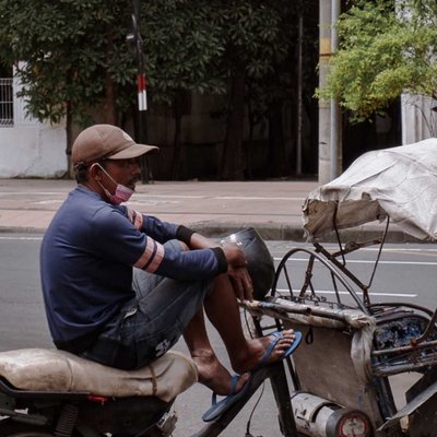 Motorcycle rickshaw