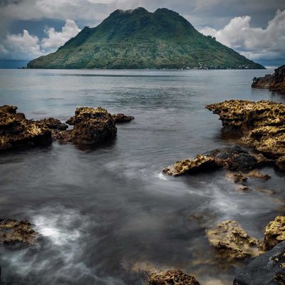 Batu Angus, Ternate