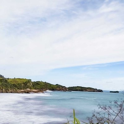Klayar Beach