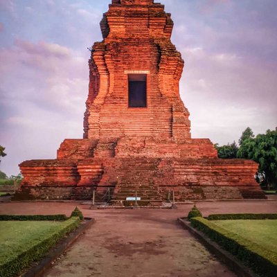 candi Brahu 