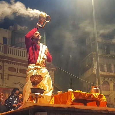 Evening aarti @ Dashashwamedh 