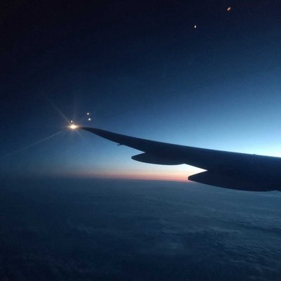 Amanecer sobre el océano atlántico