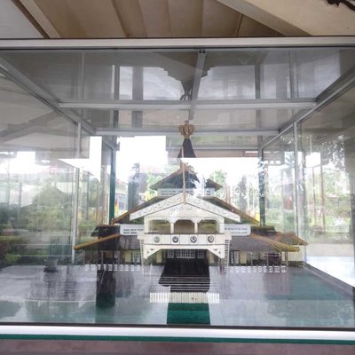 Miniatur Keraton Qadriah