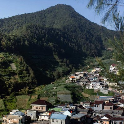 Wisata Wonomulyo