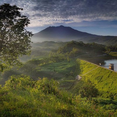 Keindahan Diatas Bukit Cinta