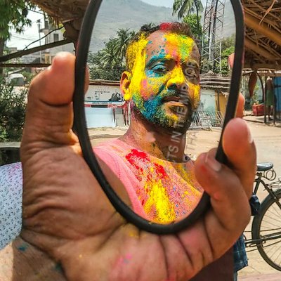 happy Holi 😊
