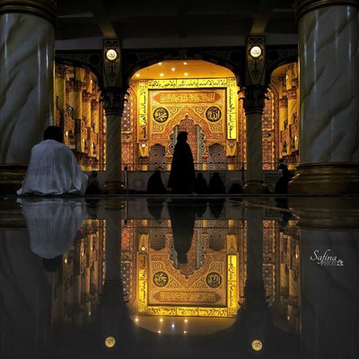 Refleksi didalam masjid 