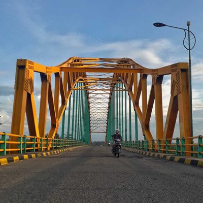Jembatan Tanjung Menanti 