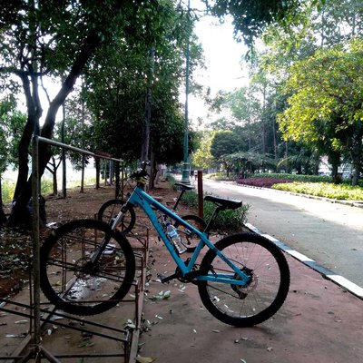 Taman BKT Jakarta timur 