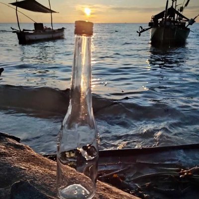 Botol di pantai Kartini Jepara