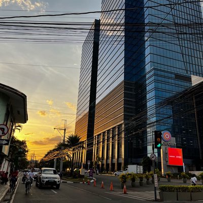 Ayala Malls Circuit, Makati