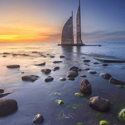 Pantai tanjung layar