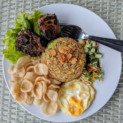 Nasi Goreng Iga Bakar