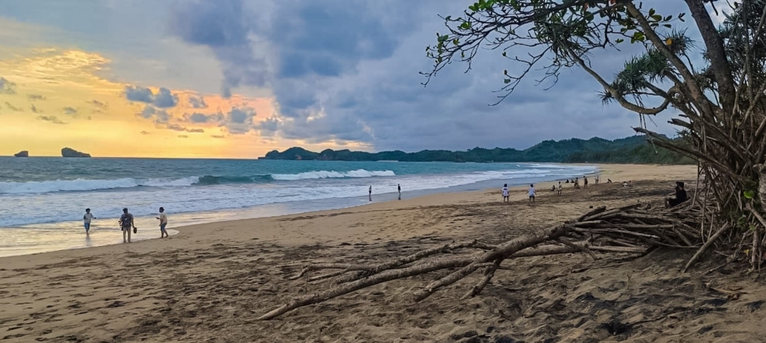 ungapan beach