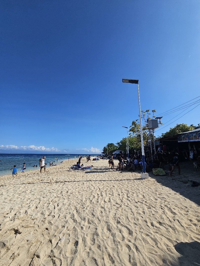 MOALBOAL BASDAKU WHITESAND BEACH