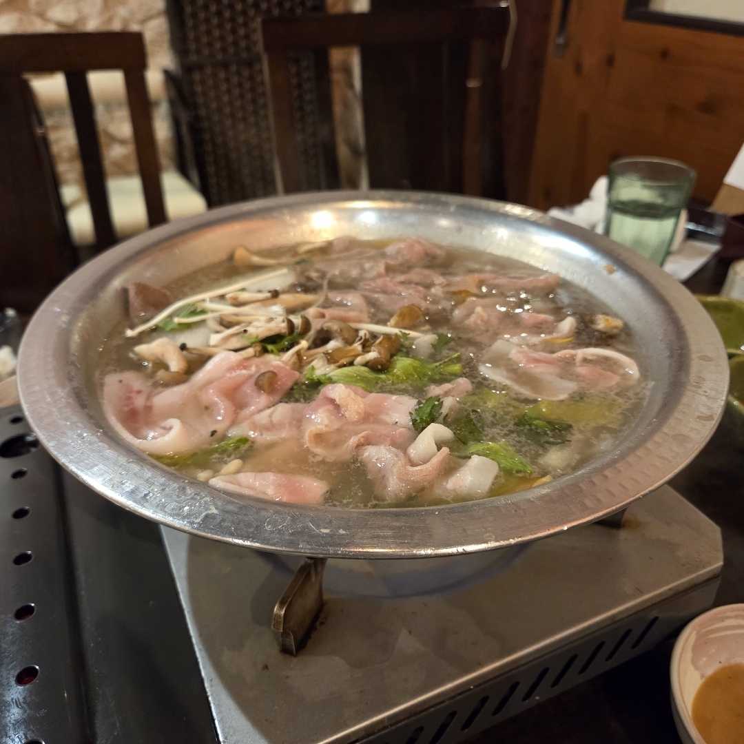 okinawa pork hot pot