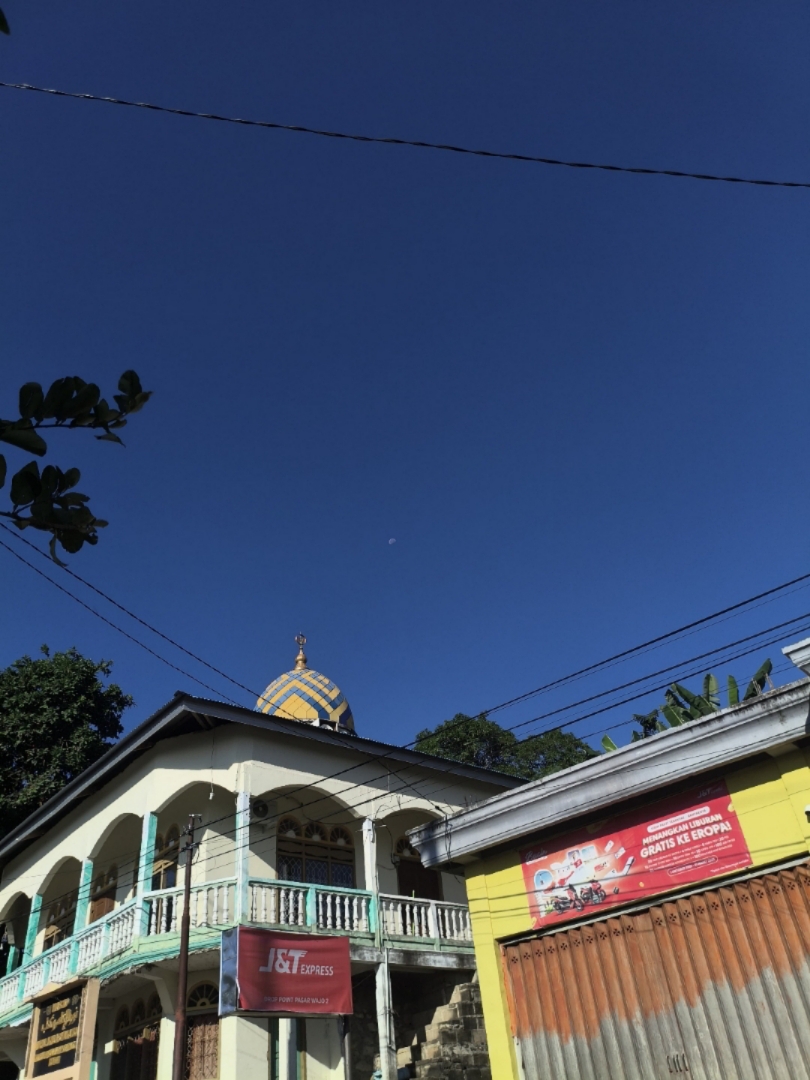 Pemandangan Langit Pasarwajo